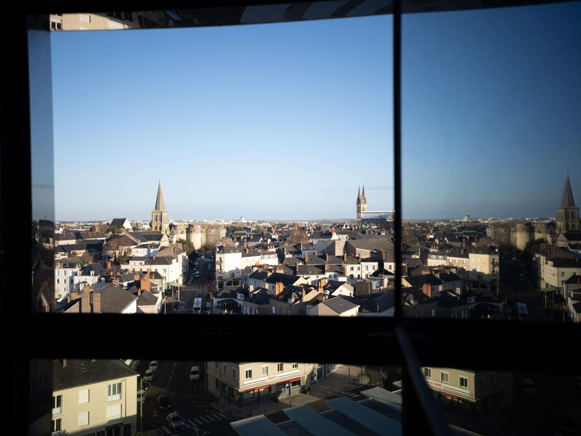 Novotel Angers Centre Gare Exterior foto