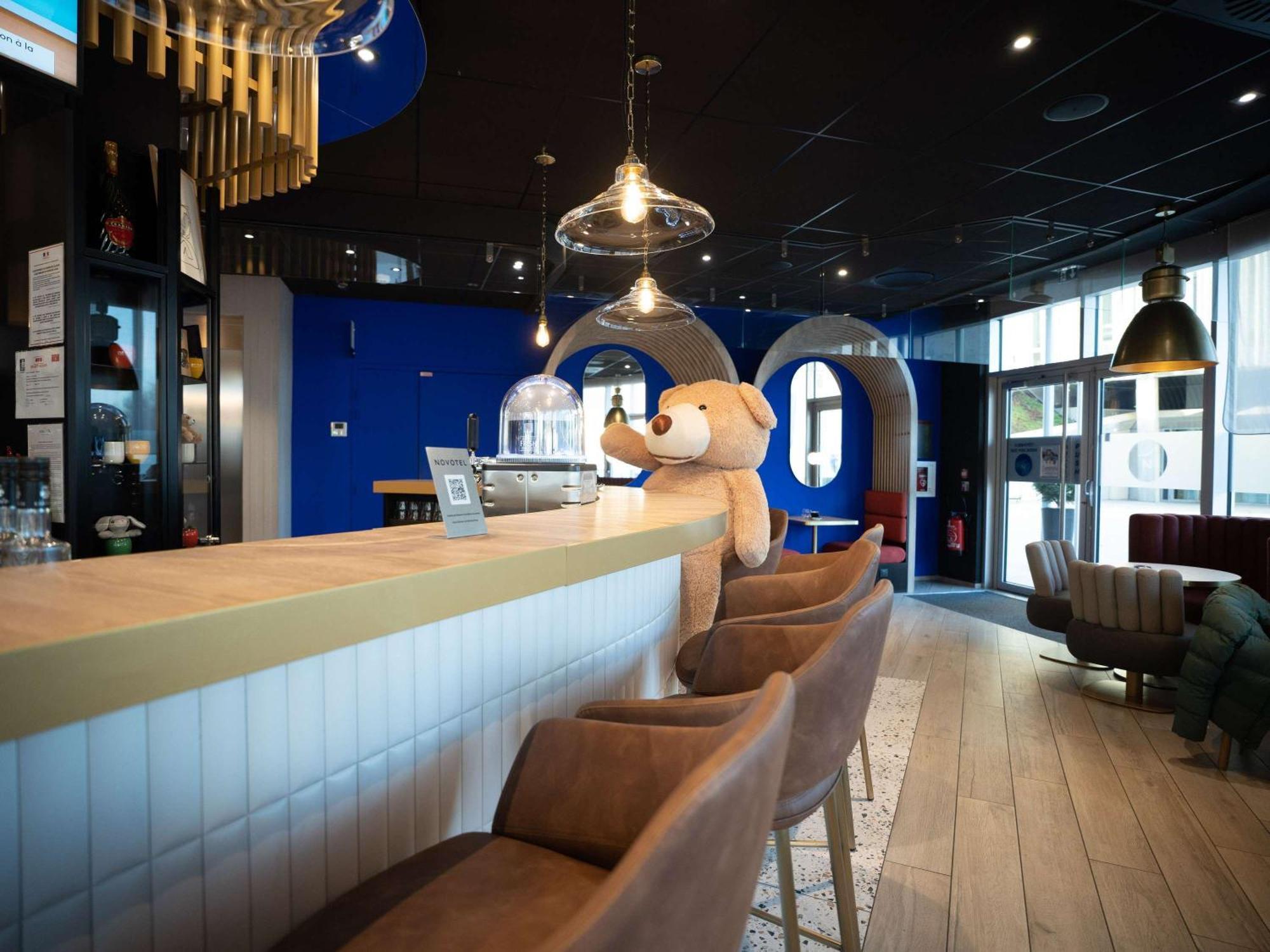 Novotel Angers Centre Gare Exterior foto