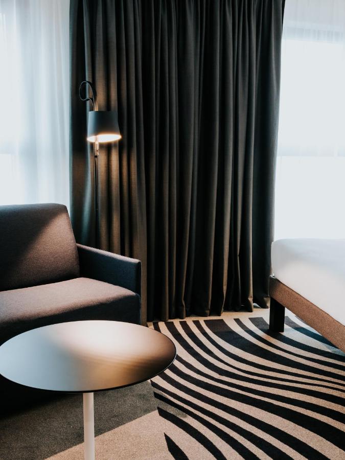 Novotel Angers Centre Gare Exterior foto